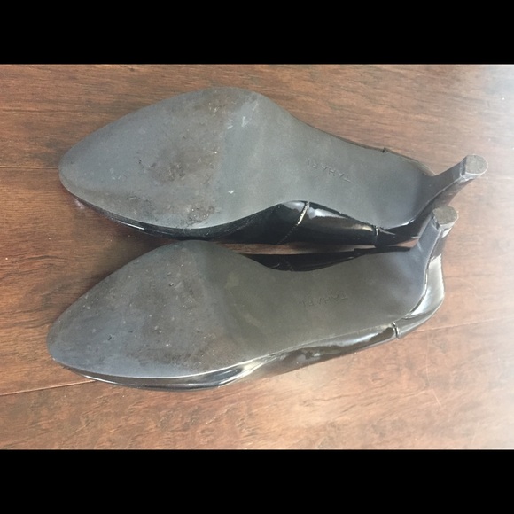 Tahari black patent leather heels - Picture 7 of 8